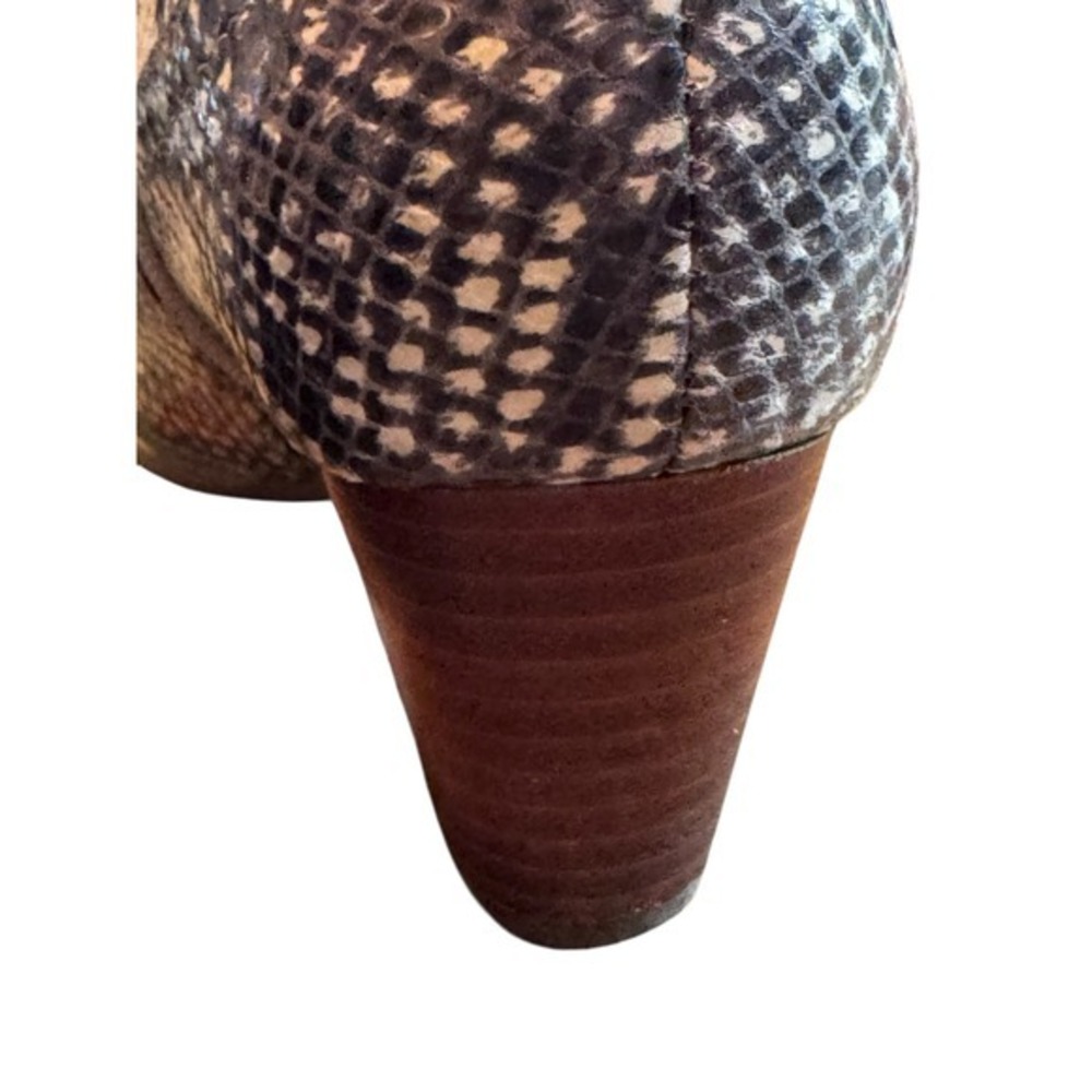 Vionic Orthaheel Windom Leather Ankle Boots in SnakeskinSize 7 - Picture 5 of 7